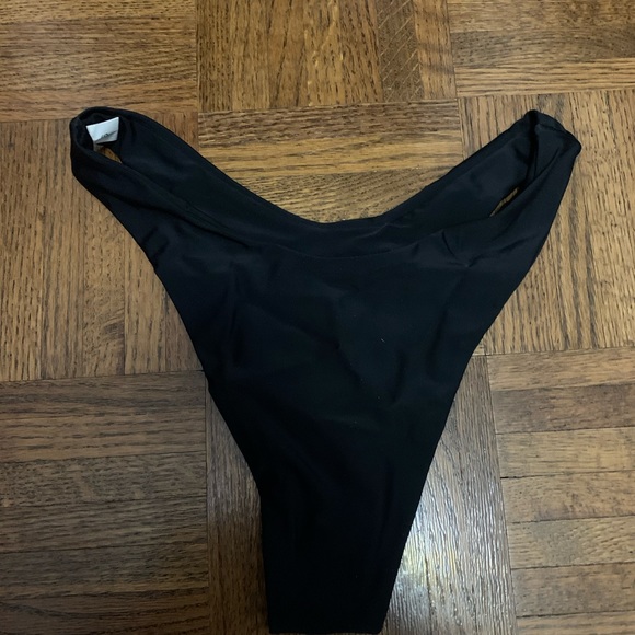 Aurelle Black Kiara Bikini Set Small - Picture 7 of 8